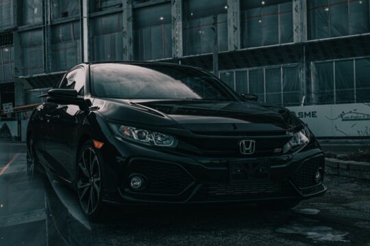 Honda black crossover SUV